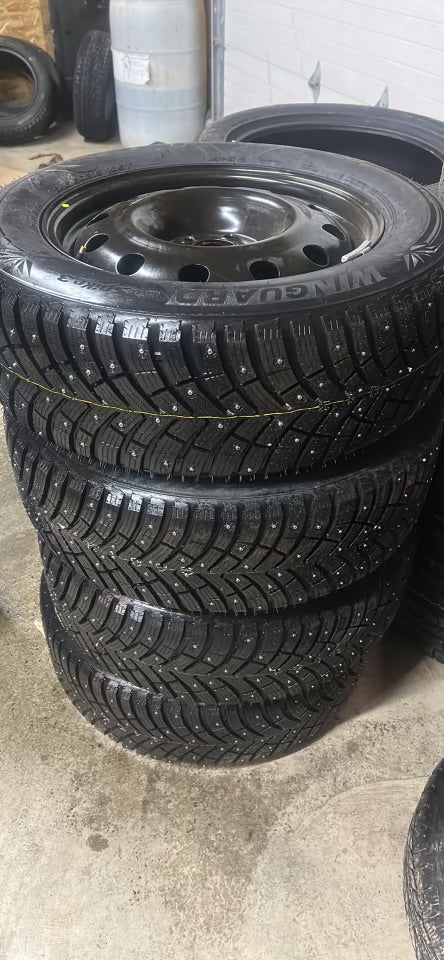 245/60R18 STUDDED 105T NEXEN Winguard Winspike 3 Tire on 18x7.5 5-112 OFFSET 45 CB. 66.6 DTD wheel