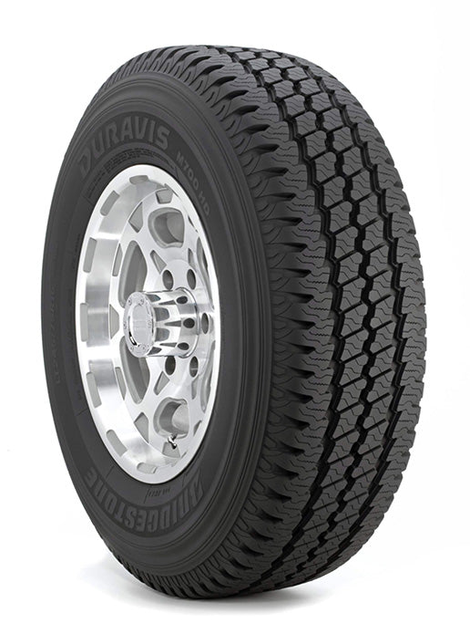 Bridgestone DURAVIS M700 HD BLACK LT265/70R17 tire