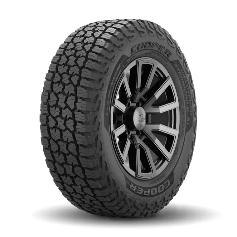 Cooper RWL DISCOVERER STRONGHOLD AW 265/75R16 tire
