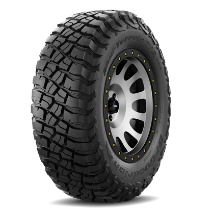 BFGoodrich Mud Terrain T/A KM3 tire — angled view
