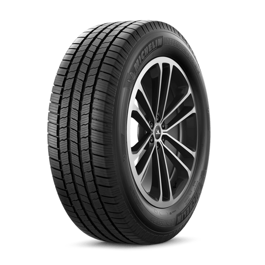 Michelin LRE DEFENDER LTX M/S 2 LT285/70R17 tire