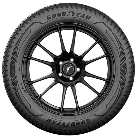 LT225/55R17 109H LRD GOODYEAR VECTOR 4SEASONS CARGO BLT - All-Weather Tire