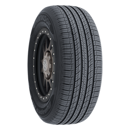 Hankook Dynapro HP2 RA33 angled view