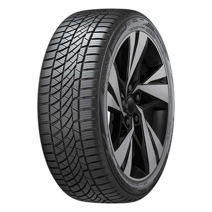 Hankook WeatherFlex GT H755 angled view