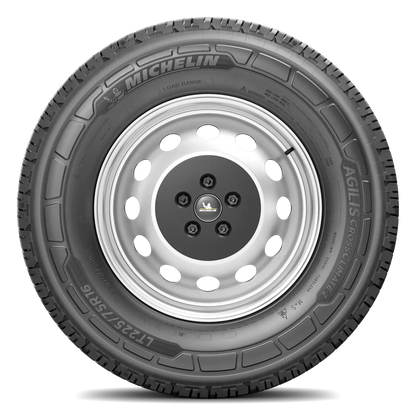 Michelin Agilis Crossclimate 2 tire — tread view