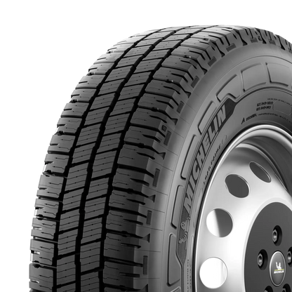 Michelin Agilis Crossclimate 2 tire — sidewall close-up