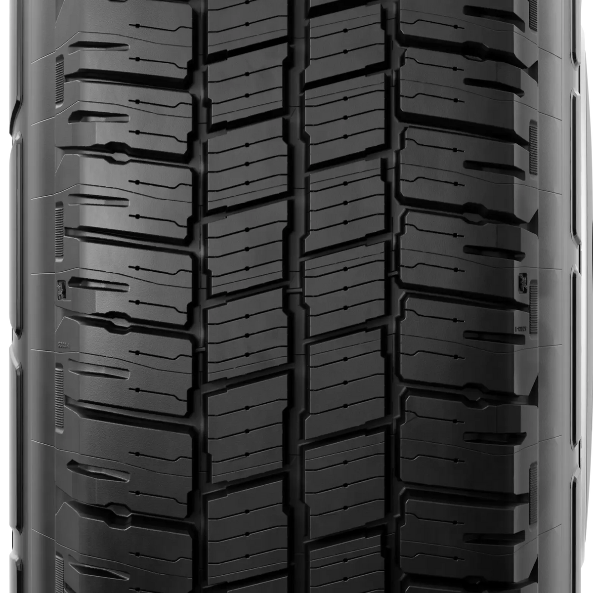 LT235/80R18 121R LRE MICHELIN AGILIS CROSS CLIMATE 2 - All-Weather Tire