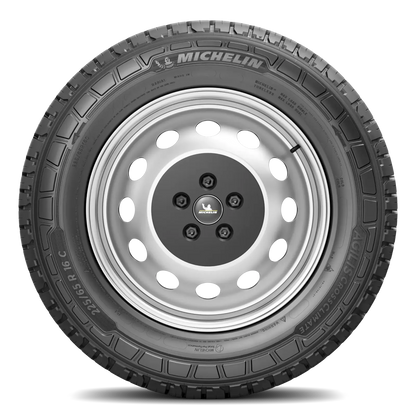 Michelin Agilis Crossclimate tire — tread view