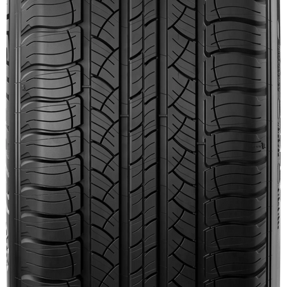 Michelin Latitude Tour Hp tire — tread close-up