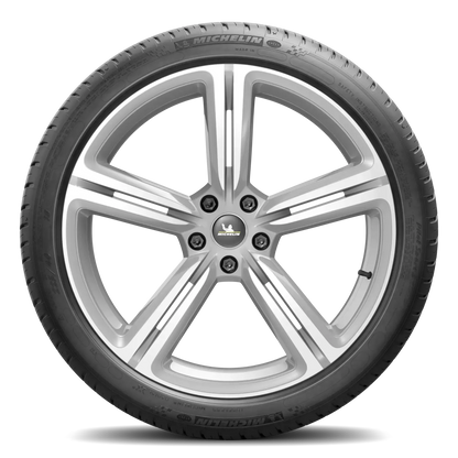 Michelin Pilot Sport 3 tire — tread view
