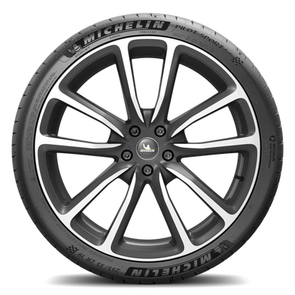 Michelin Pilot Sport 4 S tire — tread view