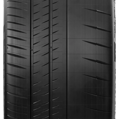 Michelin Pilot Sport Cup 2 R tire — tread close-up